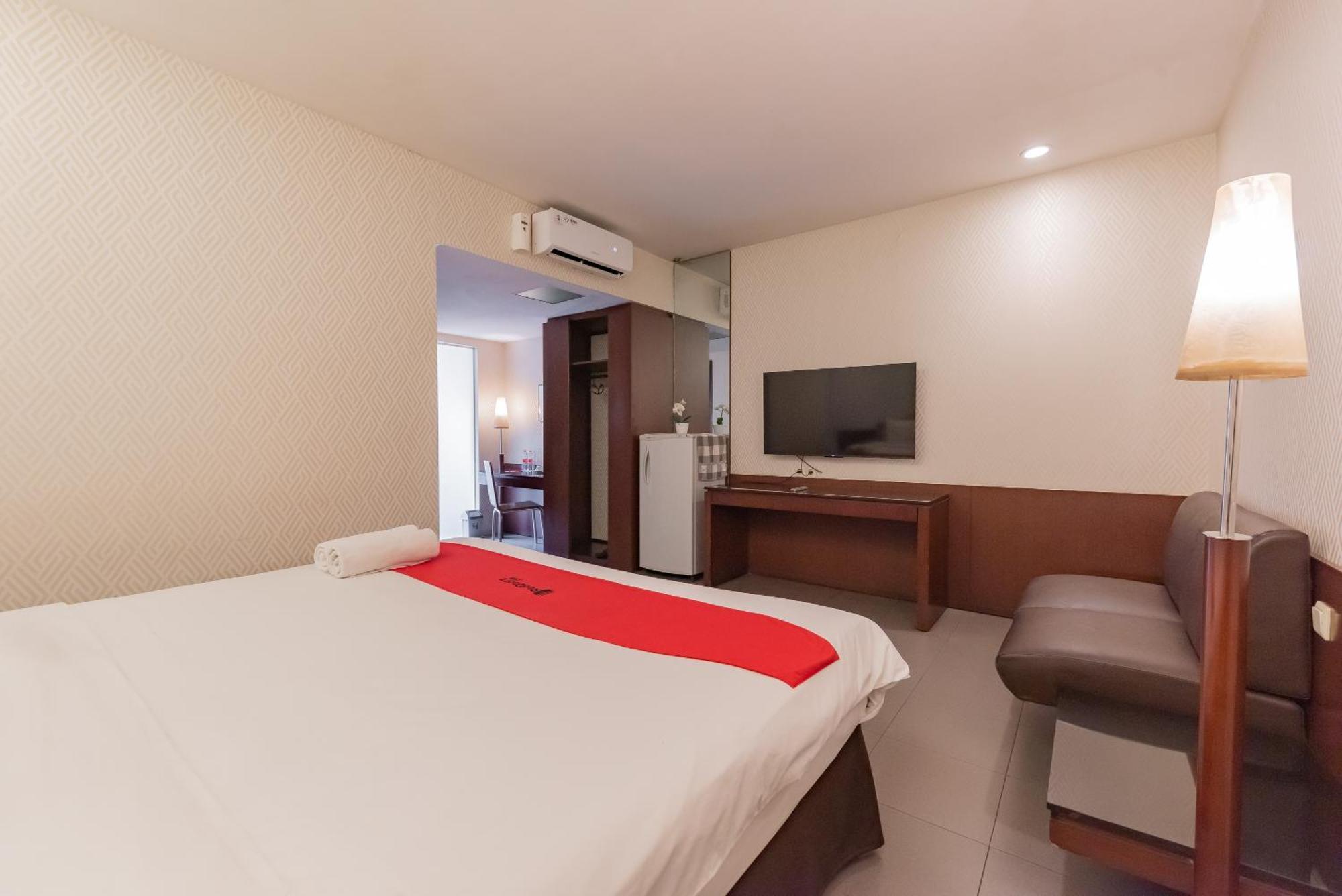 Reddoorz Plus @ Cipaganti Street 3 Bandung Luaran gambar