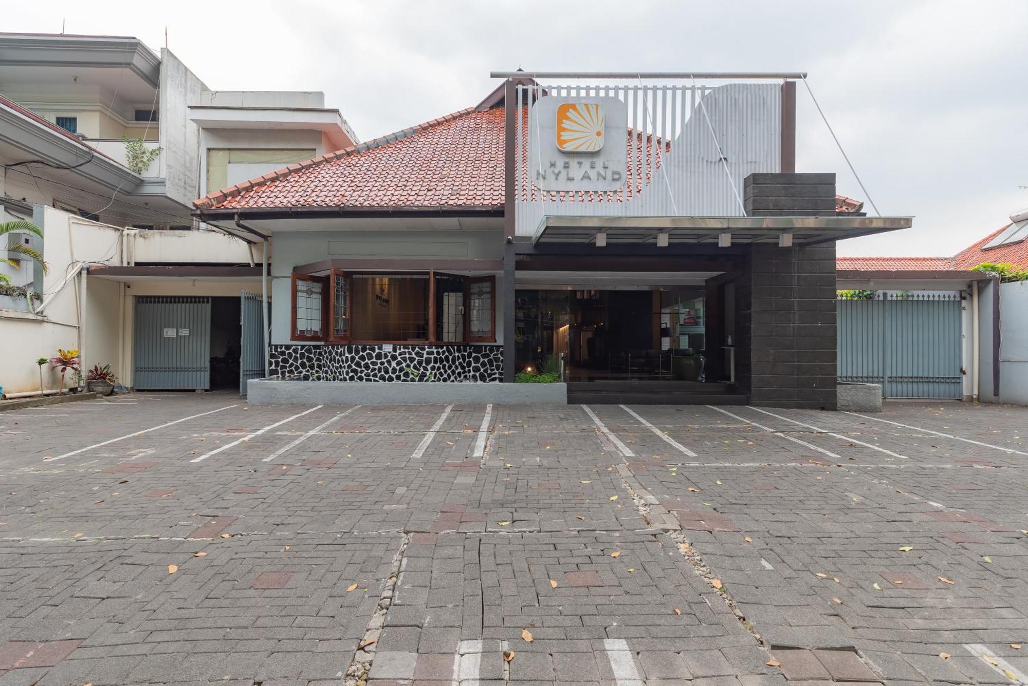 Reddoorz Plus @ Cipaganti Street 3 Bandung Luaran gambar