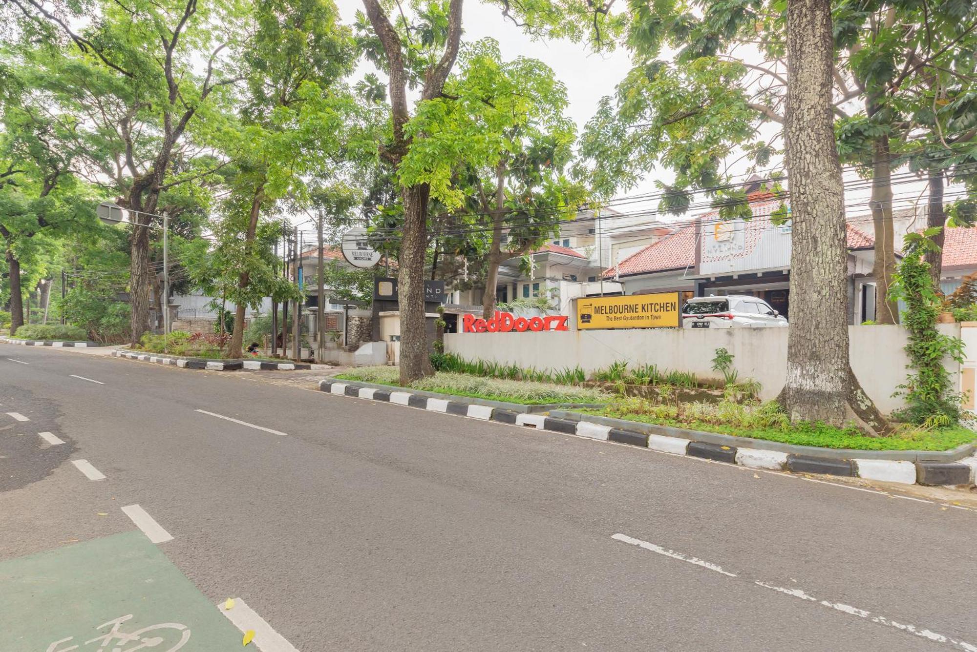 Reddoorz Plus @ Cipaganti Street 3 Bandung Luaran gambar