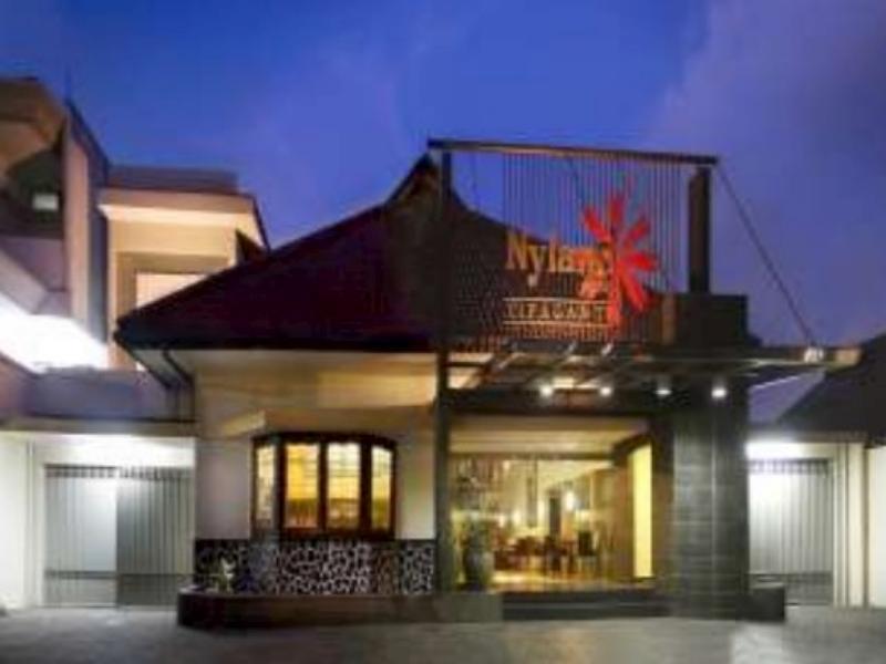 Reddoorz Plus @ Cipaganti Street 3 Bandung Luaran gambar